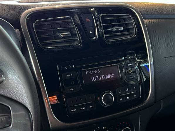 Renault Logan II с пробегом 2014 года, цена 585 000 рублей, 183387 км, седан, Автокод Объявления