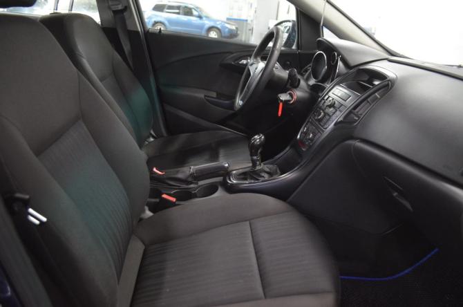 Opel Astra J с пробегом 2011 года, цена 520 000 рублей, 101000 км, хэтчбек, Автокод Объявления
