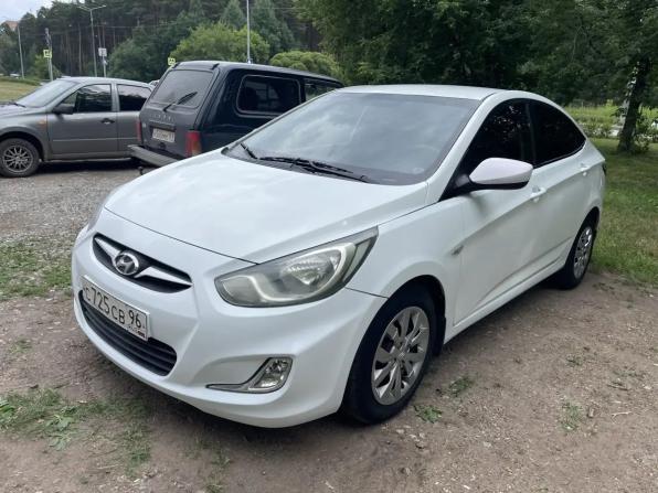 Hyundai Solaris I с пробегом 2011 года, цена 797 000 рублей, 119000 км, седан, Автокод Объявления