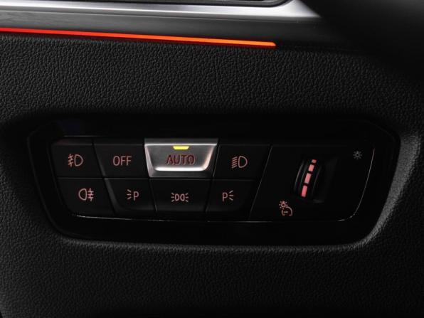 BMW 3 серии VII (G2x) с пробегом 2019 года, цена 2 920 000 рублей, 120978 км, седан, Автокод Объявления