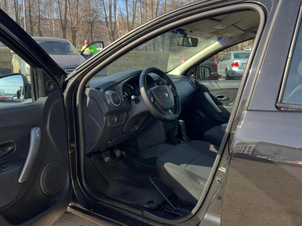 Renault Sandero II с пробегом 2015 года, цена 620 000 рублей, 136000 км, хэтчбек, Автокод Объявления