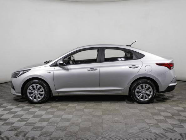 Hyundai Solaris II Рестайлинг с пробегом 2021 года, цена 1 575 000 рублей, 28958 км, седан, Автокод Объявления