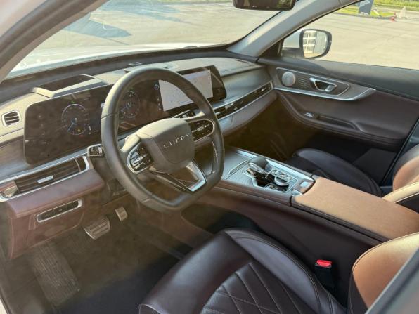 Chery Tiggo 8 Pro Max I Рестайлинг с пробегом 2023 года, цена 2 390 000 рублей, 30000 км, внедорожник, Автокод Объявления