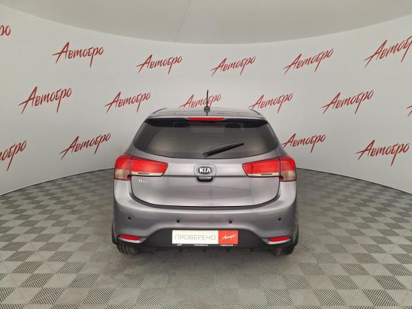 Kia Rio III Рестайлинг с пробегом 2017 года, цена 985 000 рублей, 151829 км, хэтчбек, Автокод Объявления