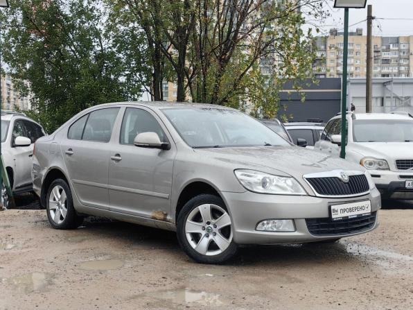 Skoda Octavia II (A5) Рестайлинг с пробегом 2013 года, цена 919 000 рублей, 120000 км, лифтбек, Автокод Объявления
