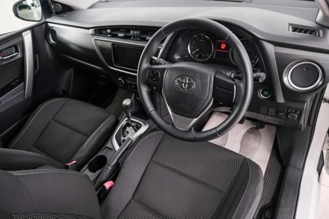Toyota Auris II с пробегом 2012 года, цена 1 149 000 рублей, 71400 км, хэтчбек, Автокод Объявления