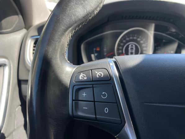 Volvo S60 II Рестайлинг с пробегом 2014 года, цена 999 000 рублей, 161600 км, седан, Автокод Объявления