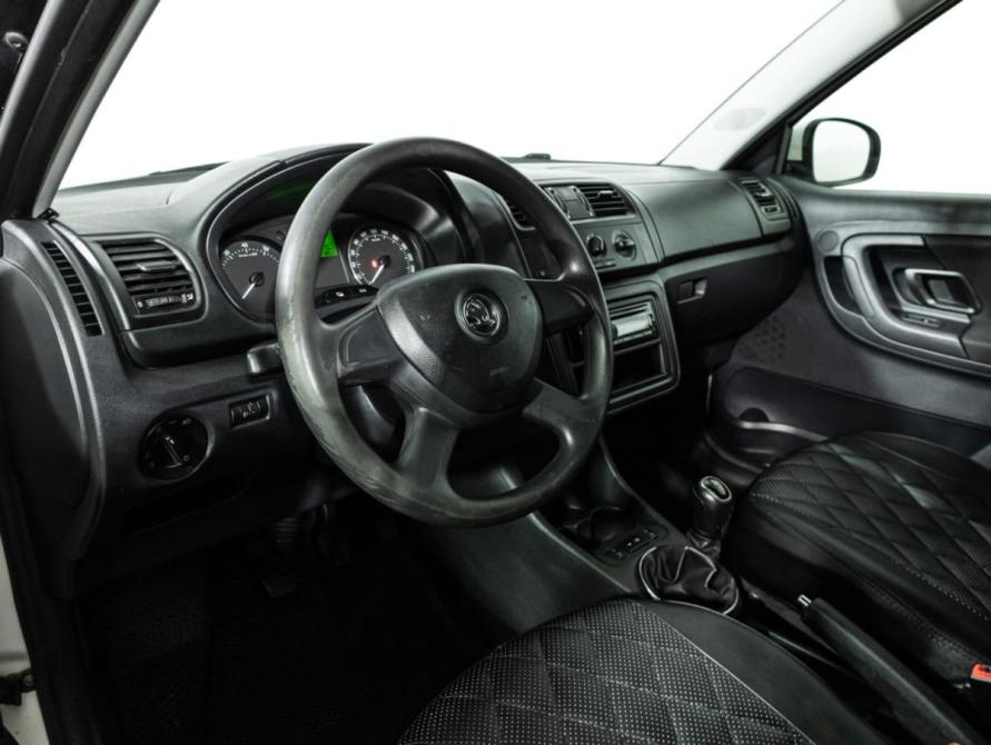 Skoda Fabia II Рестайлинг Санкт-Петербург  - изображение 12