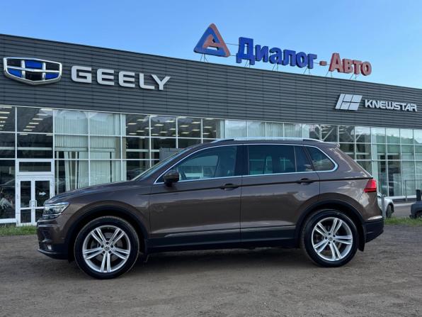 Volkswagen Tiguan II с пробегом 2018 года, цена 3 040 000 рублей, 98031 км, внедорожник, Автокод Объявления