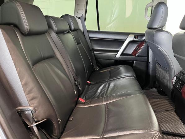 Toyota Land Cruiser Prado 150 Series Рестайлинг 1 с пробегом 2014 года, цена 3 199 000 рублей, 250008 км, внедорожник, Автокод Объявления
