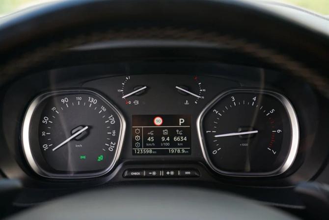 Peugeot Traveller I с пробегом 2019 года, цена 3 750 000 рублей, 123000 км, минивэн, Автокод Объявления