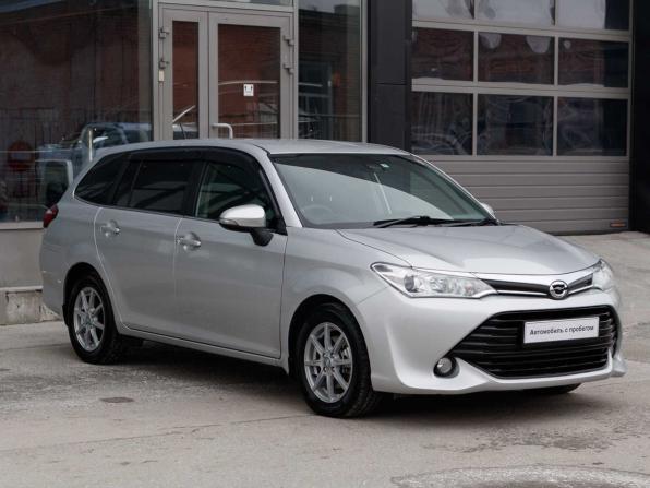 Toyota Corolla XI (E160 E170 E180) Рестайлинг 1 с пробегом 2017 года, цена 1 365 000 рублей, 125489 км, универсал, Автокод Объявления