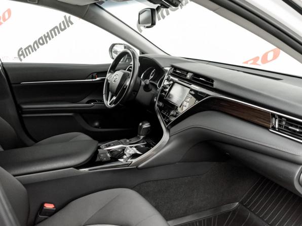 Toyota Camry VIII (XV70) с пробегом 2021 года, цена 2 990 000 рублей, 51511 км, седан, Автокод Объявления