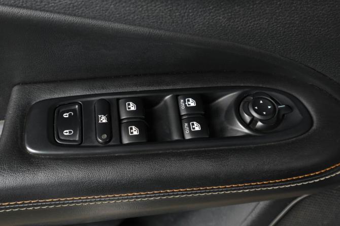 Jeep Compass II с пробегом 2018 года, цена 2 149 000 рублей, 117000 км, внедорожник, Автокод Объявления