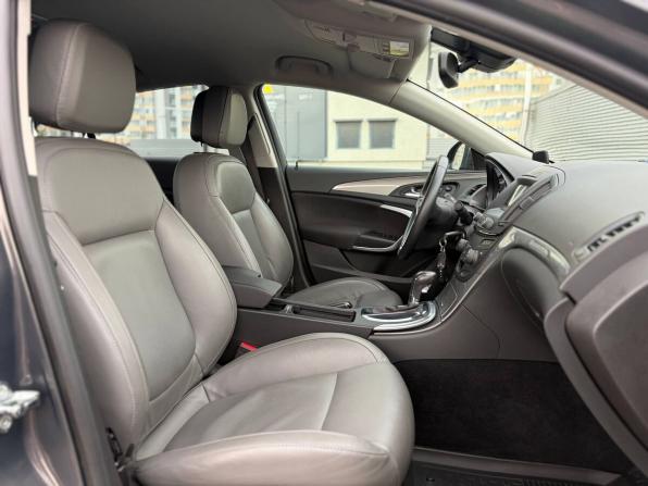 Opel Insignia I Рестайлинг с пробегом 2014 года, цена 1 395 000 рублей, 64000 км, седан, Автокод Объявления