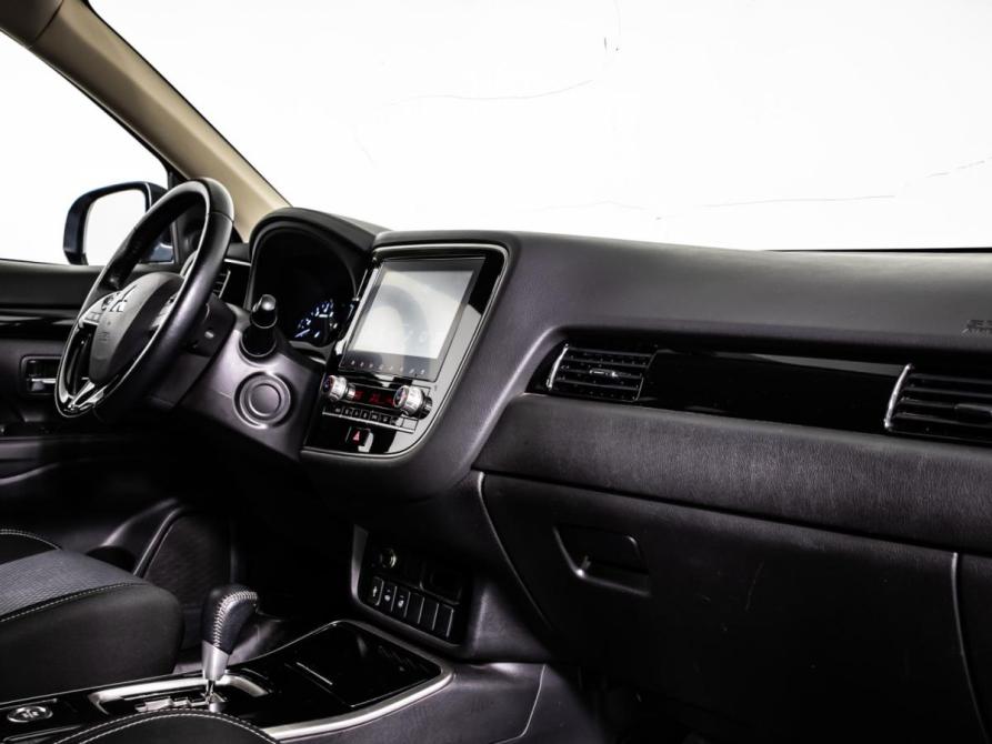 Mitsubishi Outlander III Рестайлинг 3 Москва  - изображение 12