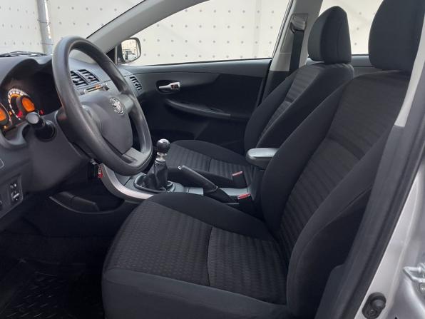 Toyota Corolla X (E140 E150) Рестайлинг с пробегом 2012 года, цена 1 320 000 рублей, 62842 км, седан, Автокод Объявления