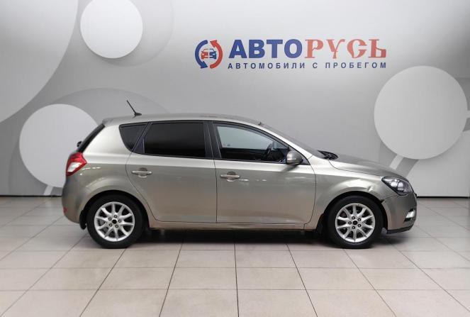 Kia Ceed I Рестайлинг с пробегом 2010 года, цена 675 000 рублей, 170000 км, хэтчбек, Автокод Объявления
