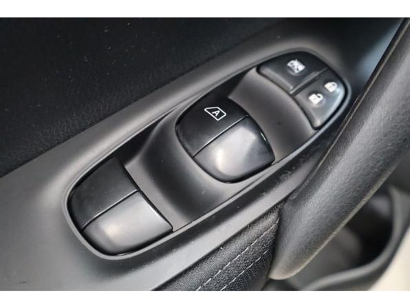 Nissan Qashqai II с пробегом 2018 года, цена 1 484 000 рублей, 155117 км, внедорожник, Автокод Объявления