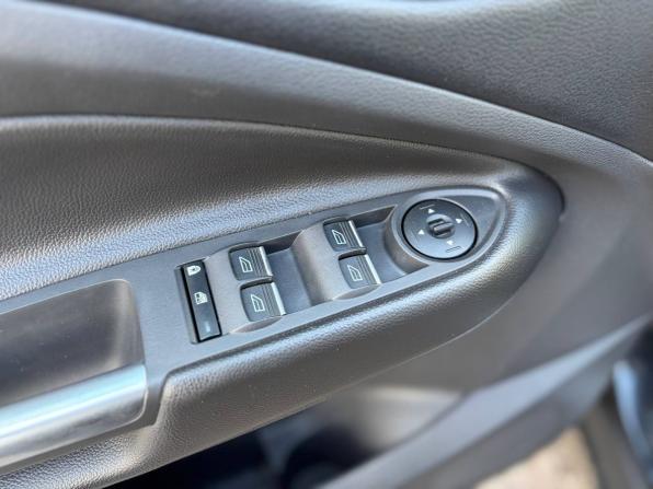 Ford Kuga II Рестайлинг с пробегом 2018 года, цена 1 485 000 рублей, 133000 км, внедорожник, Автокод Объявления