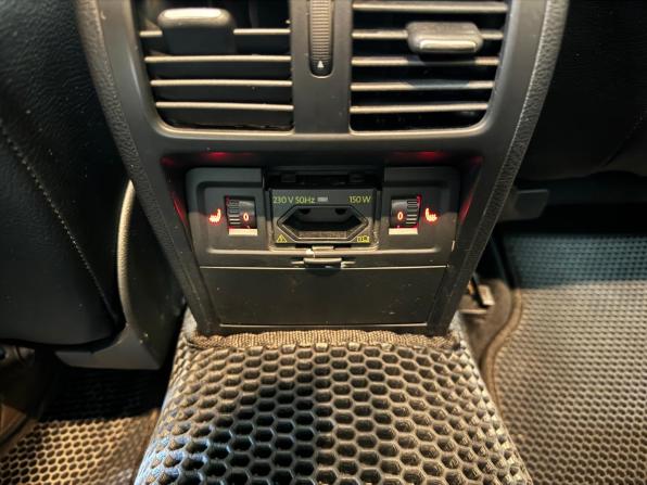 Volkswagen Passat B7 с пробегом 2011 года, цена 999 000 рублей, 203420 км, седан, Автокод Объявления