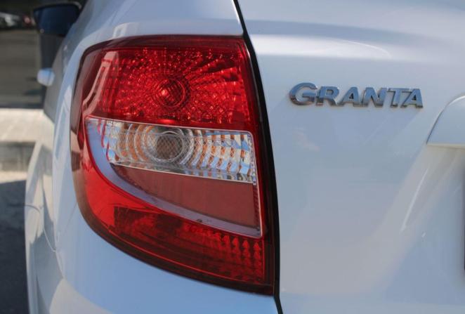 Lada (ВАЗ) Granta I Рестайлинг с пробегом 2023 года, цена 895 000 рублей, 27647 км, лифтбек, Автокод Объявления