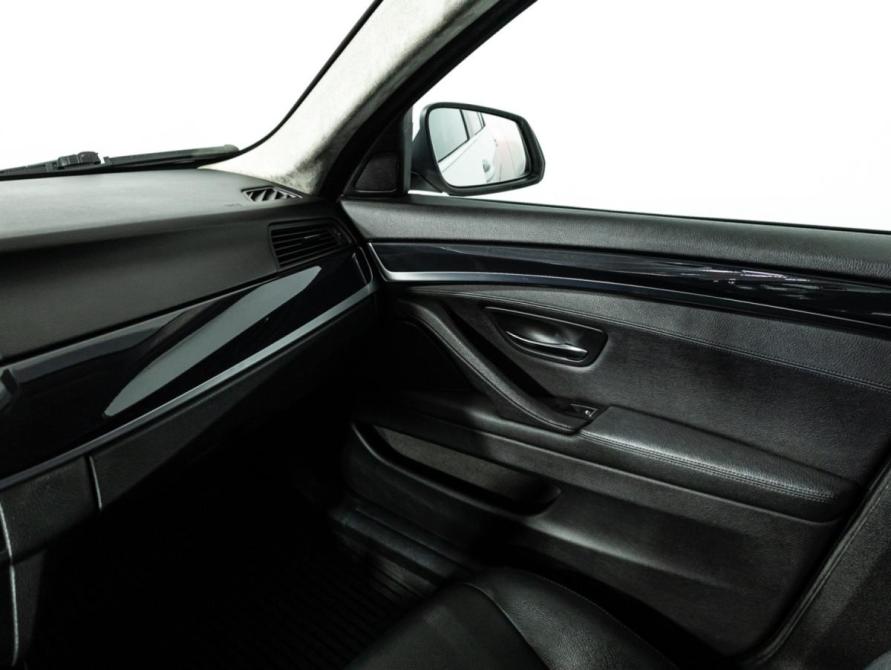 BMW 5 серии VI (F10/F11/F07) Рестайлинг Санкт-Петербург  - изображение 15