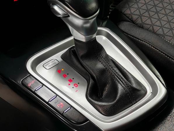 Kia Ceed III с пробегом 2019 года, цена 1 712 000 рублей, 89571 км, универсал, Автокод Объявления