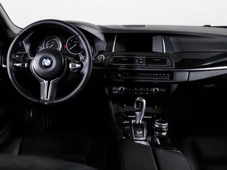 BMW 5 серии VI (F10/F11/F07) Рестайлинг Москва  - изображение 13
