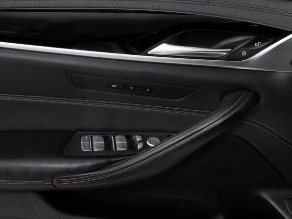 BMW 5 серии VII (G30/G31/G38) с пробегом 2019 года, цена 4 200 000 рублей, 105511 км, седан, Автокод Объявления