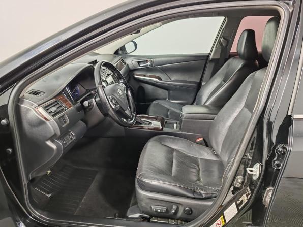 Toyota Camry VII (XV50) Рестайлинг с пробегом 2016 года, цена 1 820 000 рублей, 261725 км, седан, Автокод Объявления