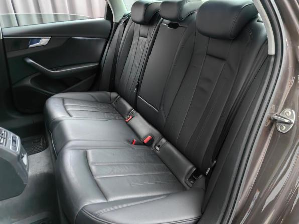 Audi A4 V (B9) с пробегом 2017 года, цена 2 199 000 рублей, 115228 км, седан, Автокод Объявления