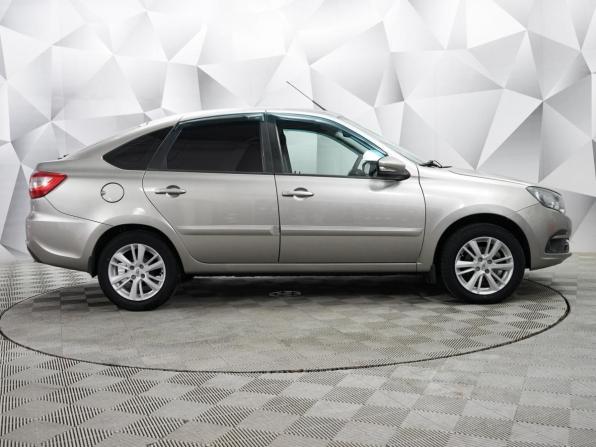 Lada (ВАЗ) Granta I Рестайлинг с пробегом 2019 года, цена 750 000 рублей, 72000 км, хэтчбек, Автокод Объявления