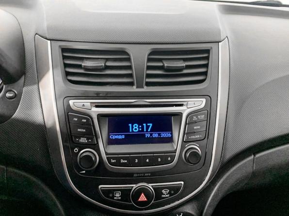 Hyundai Solaris I Рестайлинг с пробегом 2014 года, цена 740 300 рублей, 152202 км, седан, Автокод Объявления