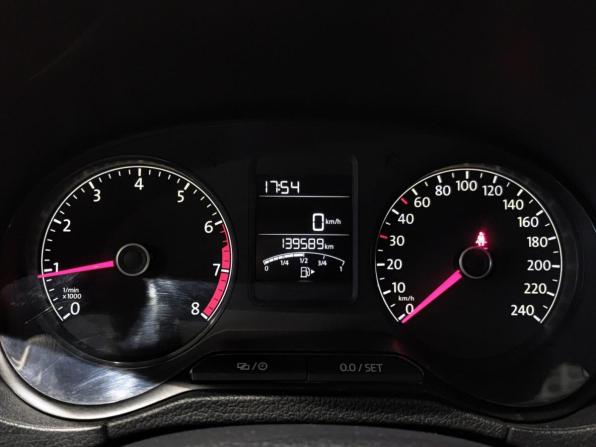 Volkswagen Polo V Рестайлинг с пробегом 2018 года, цена 1 059 000 рублей, 139567 км, седан, Автокод Объявления