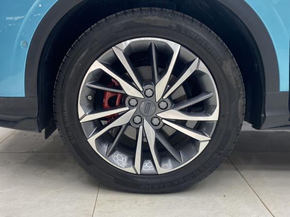 Geely Coolray I с пробегом 2023 года, цена 1 899 000 рублей, 26551 км, внедорожник, Автокод Объявления