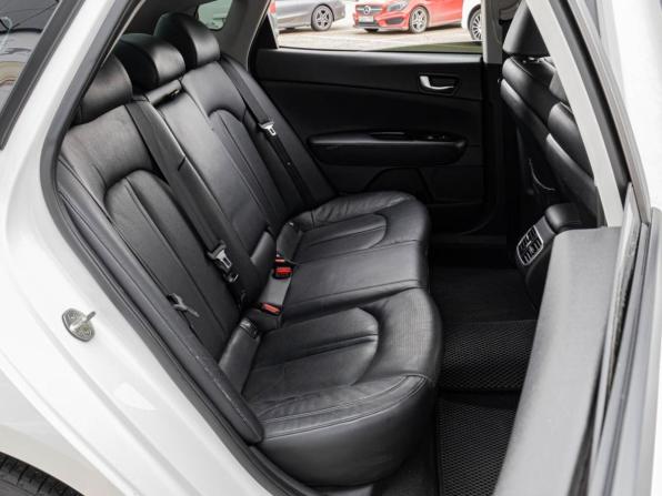 Kia Optima IV Рестайлинг с пробегом 2018 года, цена 1 685 000 рублей, 173784 км, седан, Автокод Объявления