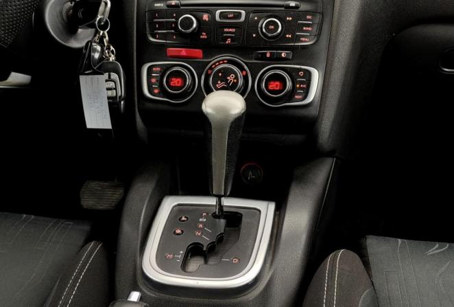Citroen C4 II с пробегом 2012 года, цена 620 000 рублей, 273800 км, хэтчбек, Автокод Объявления