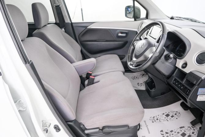 Suzuki Wagon R V Рестайлинг с пробегом 2016 года, цена 639 000 рублей, 141000 км, хэтчбек, Автокод Объявления
