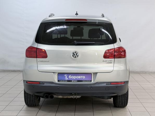 Volkswagen Tiguan I Рестайлинг с пробегом 2012 года, цена 1 059 000 рублей, 221249 км, внедорожник, Автокод Объявления