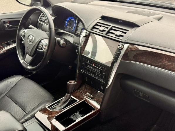Toyota Camry VII (XV50) Рестайлинг 2 с пробегом 2018 года, цена 2 247 000 рублей, 150101 км, седан, Автокод Объявления
