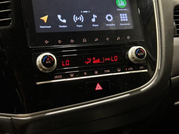 Mitsubishi Outlander III Рестайлинг 3 с пробегом 2021 года, цена 2 270 000 рублей, 137629 км, внедорожник, Автокод Объявления