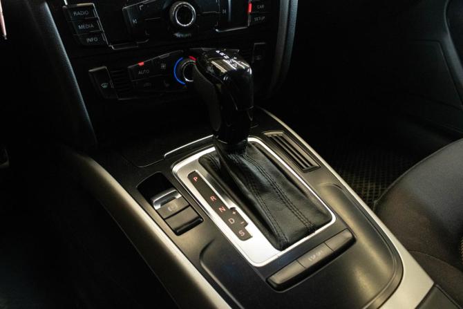 Audi A4 allroad IV (B8) с пробегом 2009 года, цена 1 049 000 рублей, 218003 км, универсал, Автокод Объявления