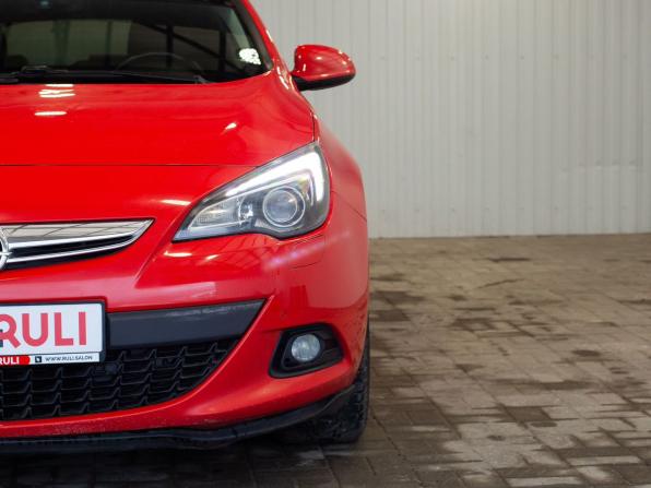 Opel Astra J Рестайлинг с пробегом 2011 года, цена 810 000 рублей, 192504 км, хэтчбек, Автокод Объявления