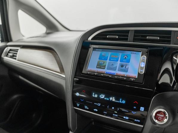 Honda Shuttle II с пробегом 2015 года, цена 1 300 000 рублей, 137000 км, универсал, Автокод Объявления