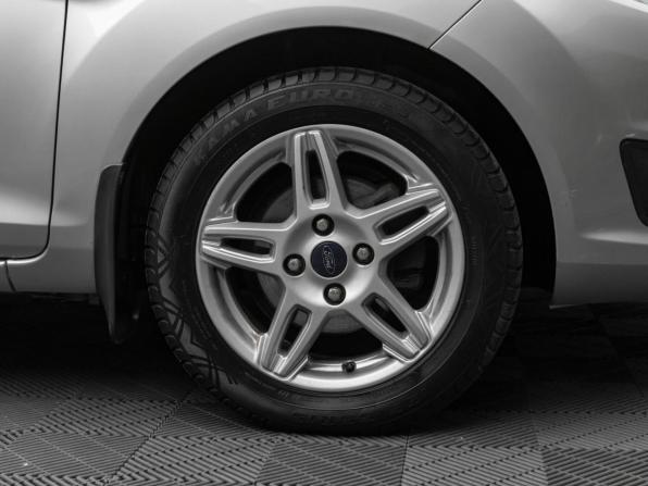 Ford Fiesta Mk6 Рестайлинг с пробегом 2015 года, цена 1 030 000 рублей, 60877 км, хэтчбек, Автокод Объявления