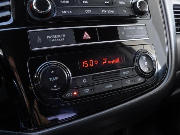 Mitsubishi Outlander III Рестайлинг 3 с пробегом 2020 года, цена 2 239 000 рублей, 115597 км, внедорожник, Автокод Объявления