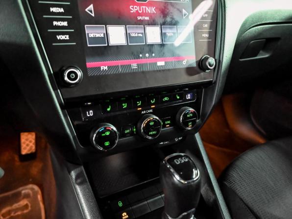 Skoda Octavia III (A7) Рестайлинг с пробегом 2017 года, цена 1 850 000 рублей, 139799 км, лифтбек, Автокод Объявления