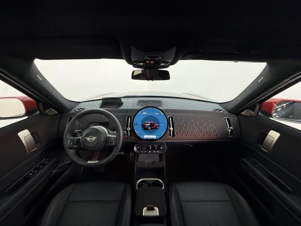 Mini Countryman III с пробегом 2024 года, цена 7 290 000 рублей, 4320 км, внедорожник, Автокод Объявления