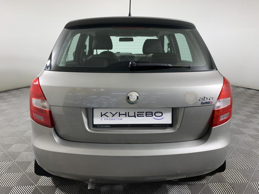 Skoda Fabia II Москва  - изображение 6